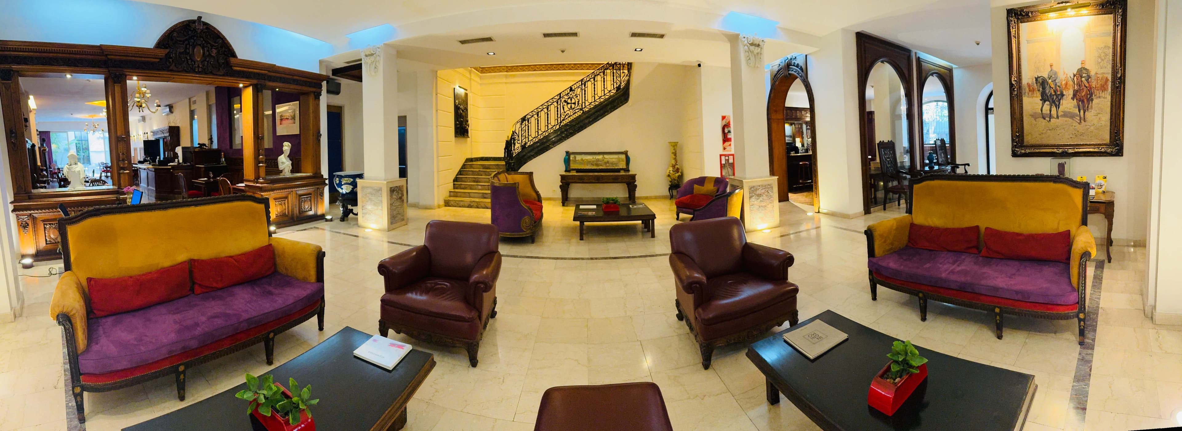 Hotel Club Francés